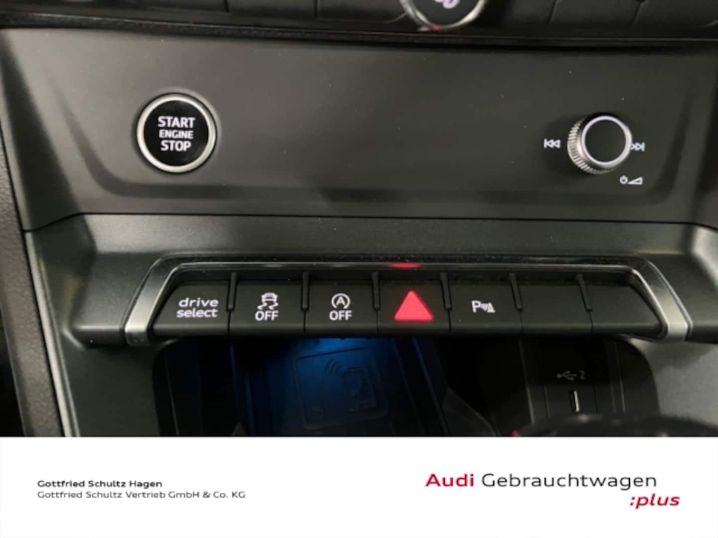 Bild über Audi Q3 Sportback S line 35 TFSI S tronic - für weitere Informationen kontaktieren Sie den Audi Partner