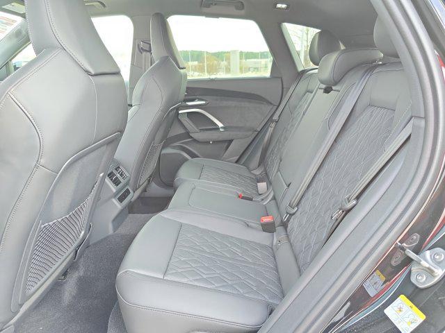 2026 Audi SQ5 Premium Plus - Photo 14
