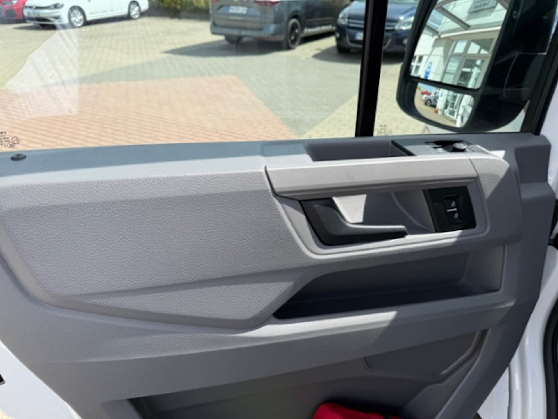 Volkswagen Crafter Kasten mittlerer Radstand