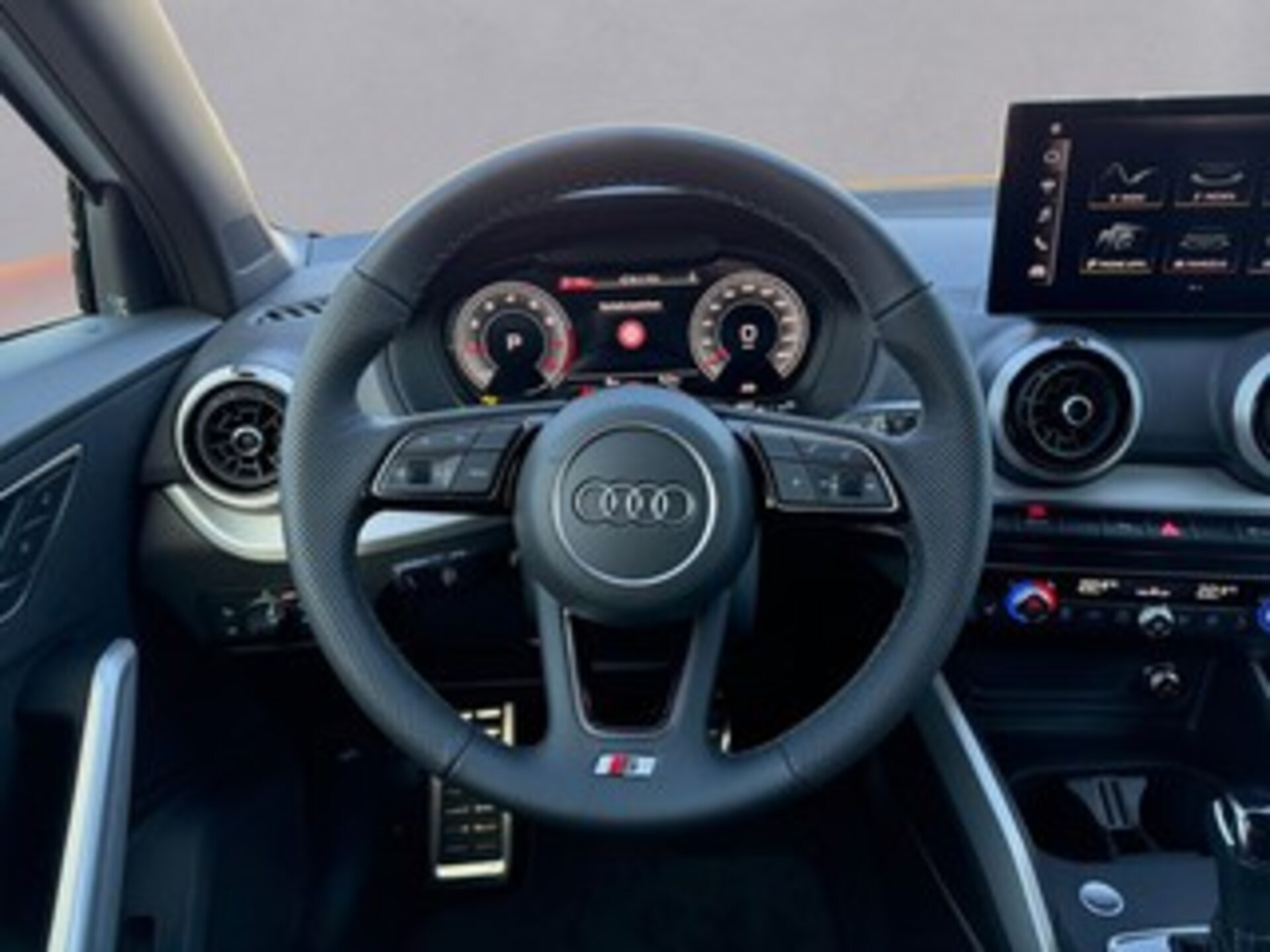 Audi Q2 S line