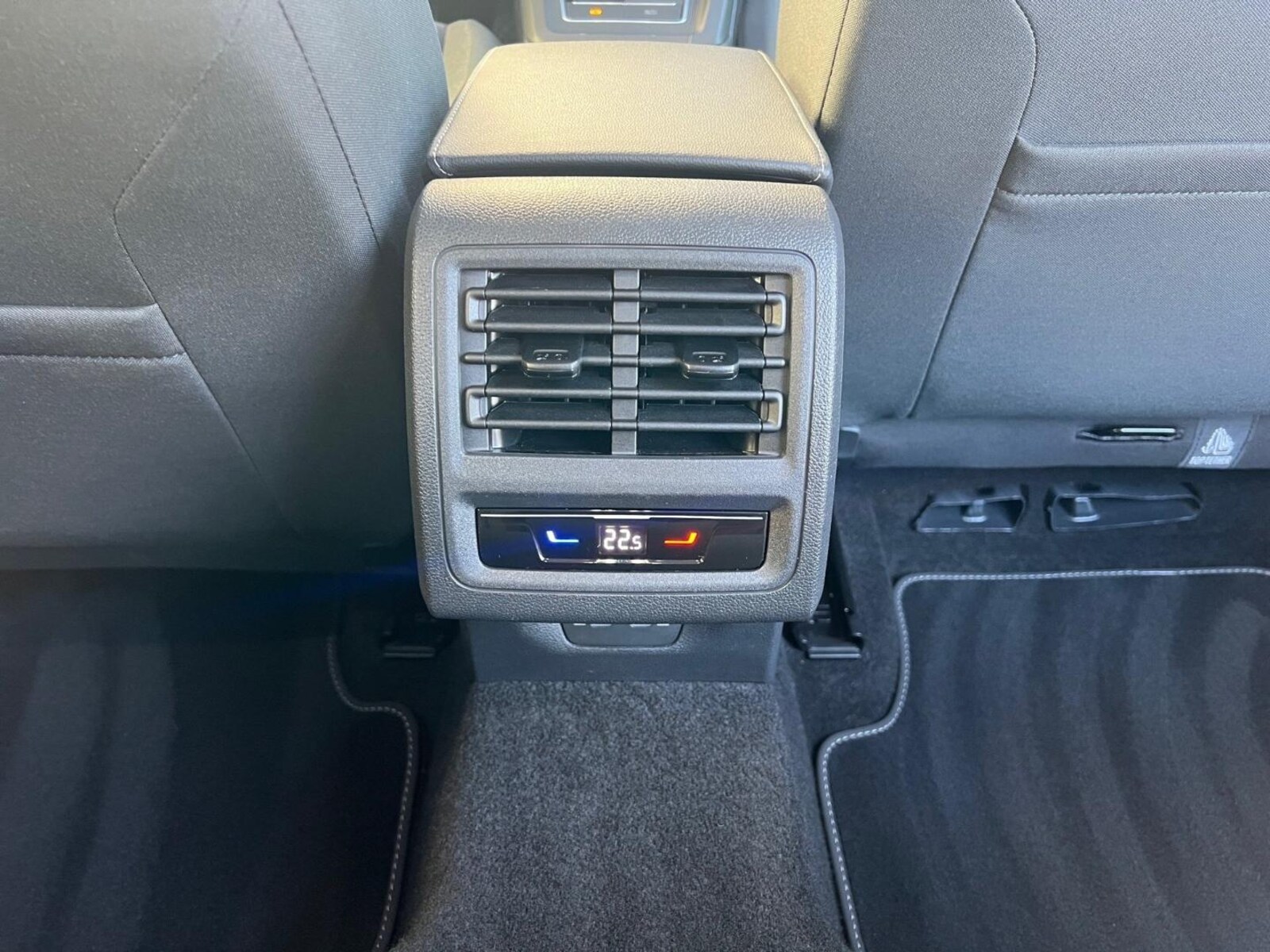 Volkswagen Golf – Bild 12