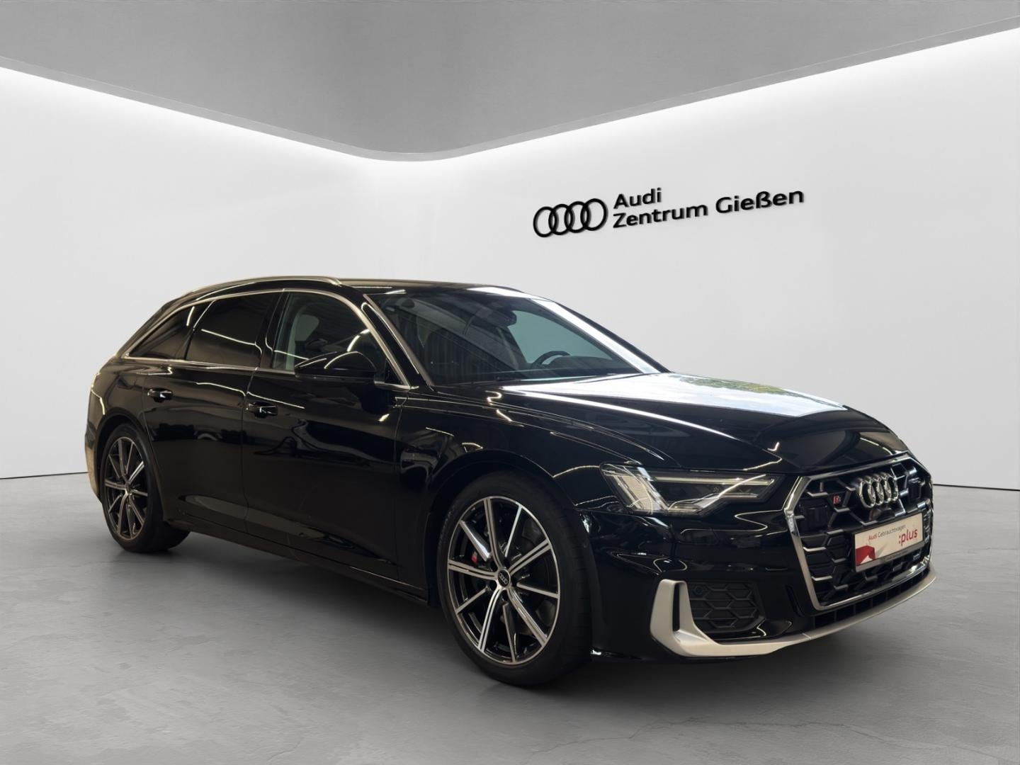 Bild über Audi S6 Avant TDI quattro tiptronic - für weitere Informationen kontaktieren Sie den Audi Partner