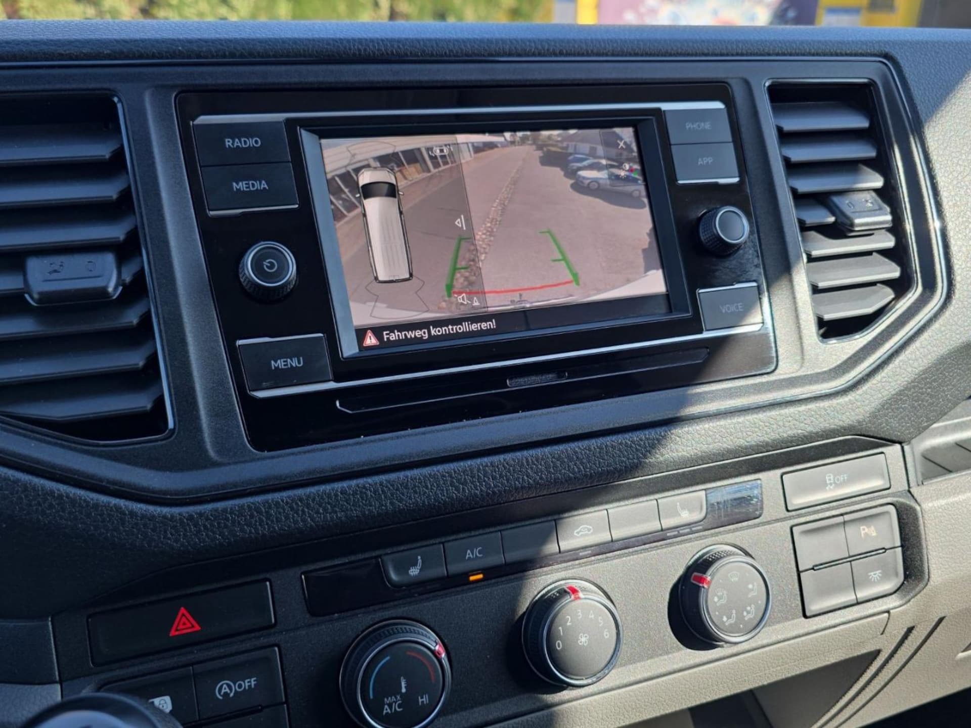 Volkswagen Crafter Kasten mittlerer Radstand