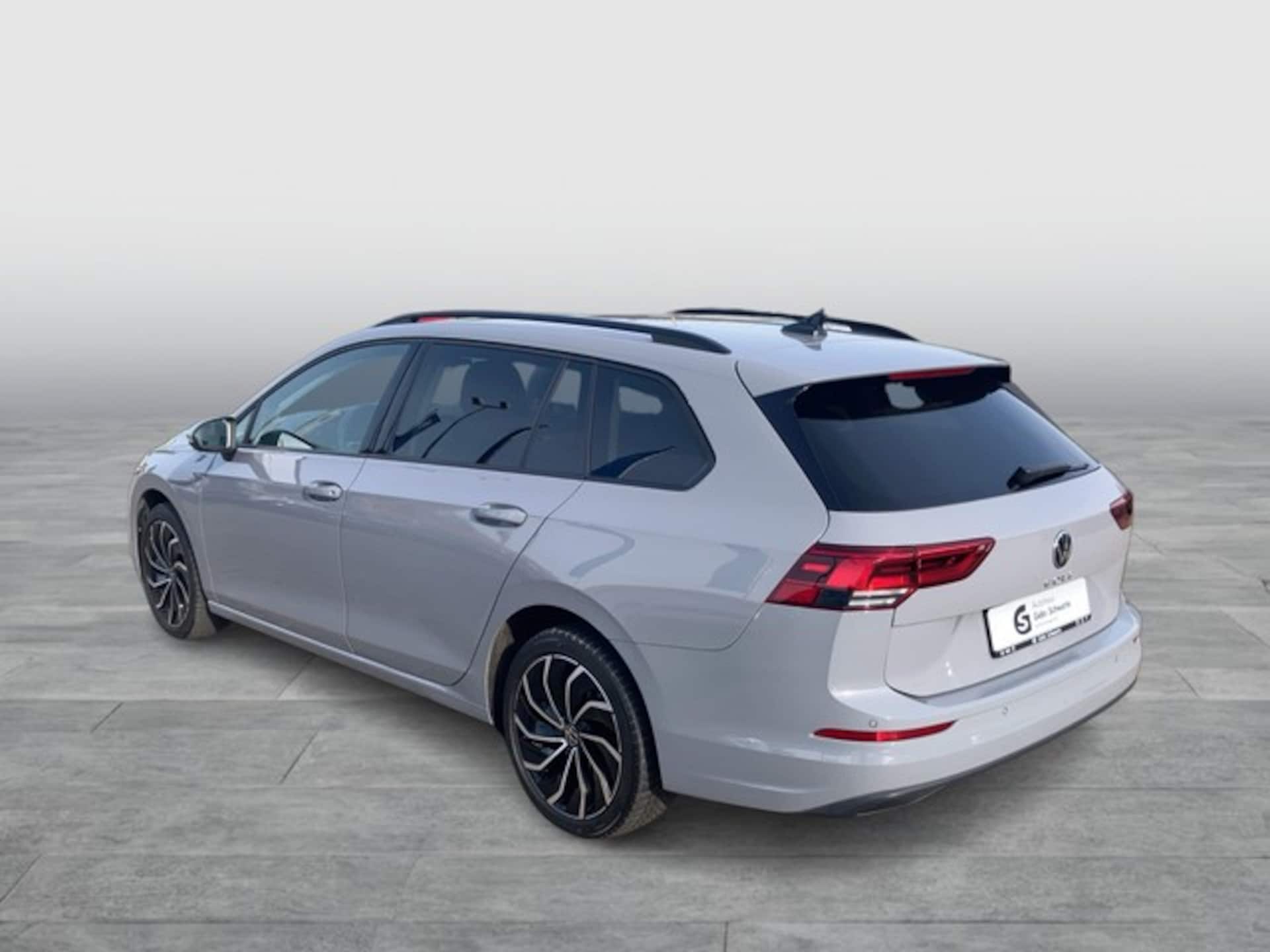 Volkswagen Golf Variant Life
