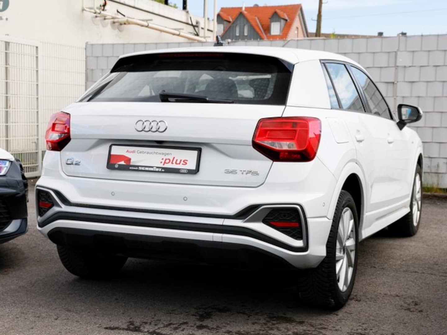 Bild über Audi Q2 S line 35 TFSI S tronic - für weitere Informationen kontaktieren Sie den Audi Partner