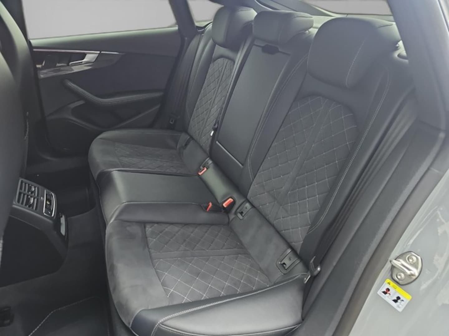 Bild über Audi RS 5 Sportback TFSI quattro tiptronic - für weitere Informationen kontaktieren Sie den Audi Partner