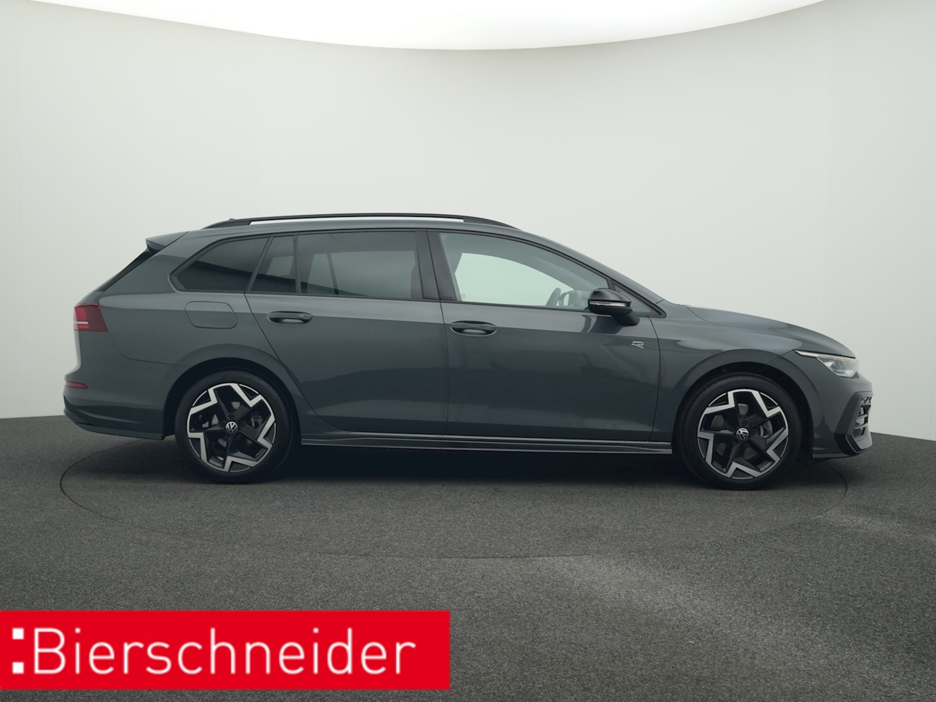 Volkswagen Golf Variant R-Line