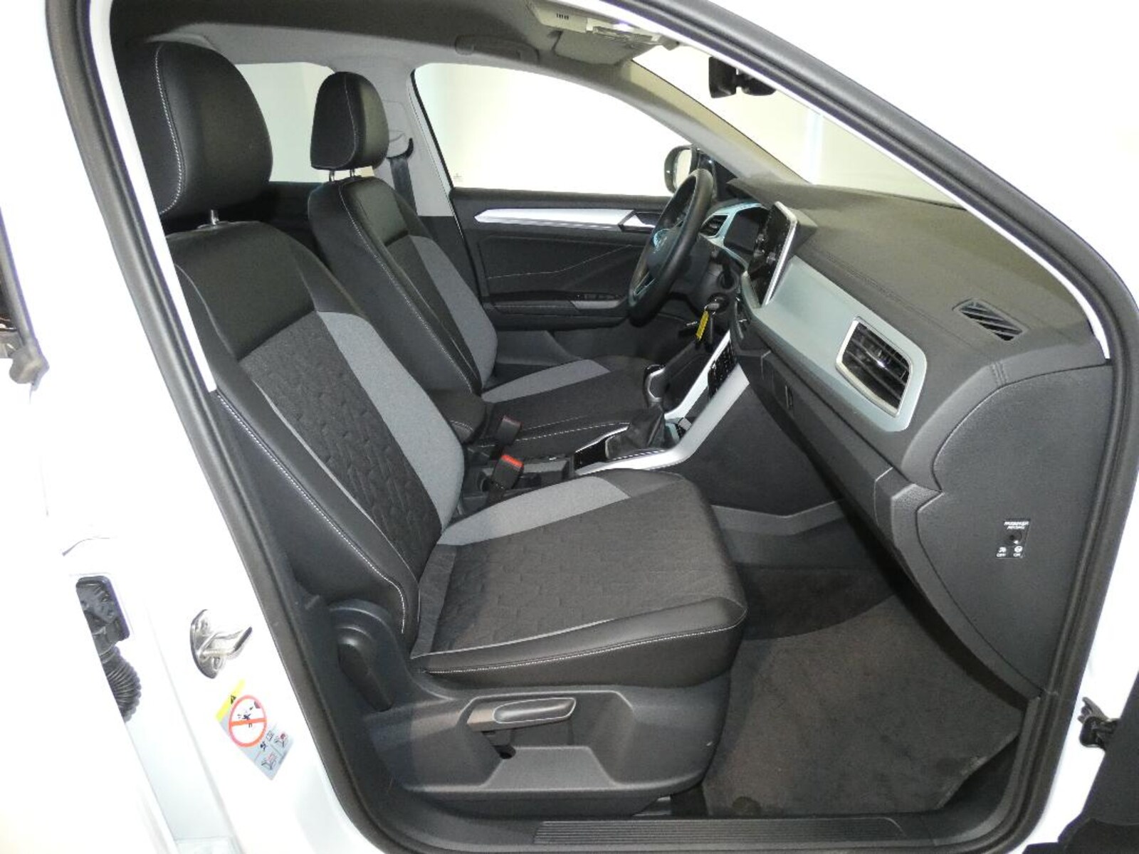 Volkswagen T-Roc – Bild 12