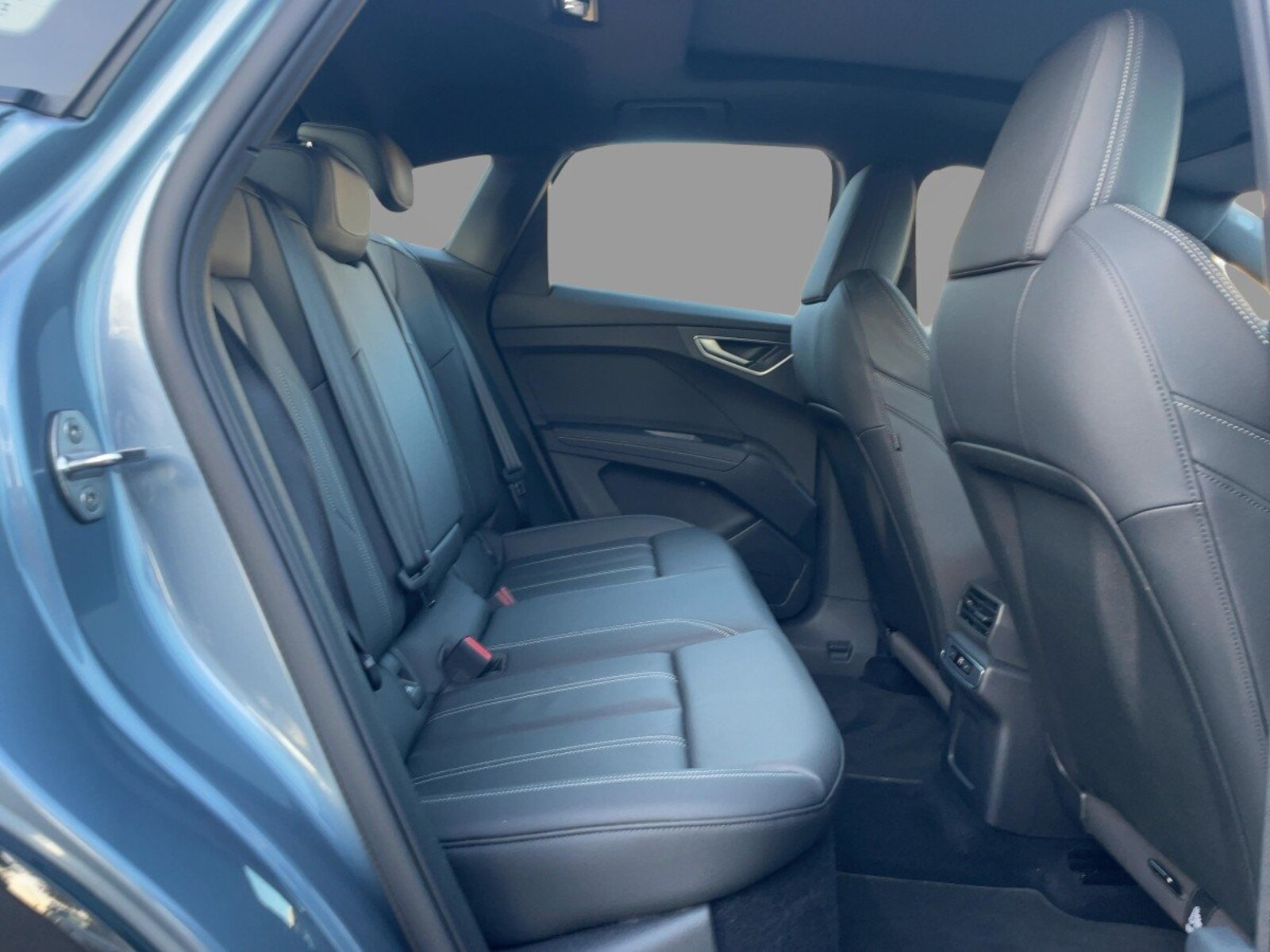 Audi Q4 Sportback e-tron – Bild 9