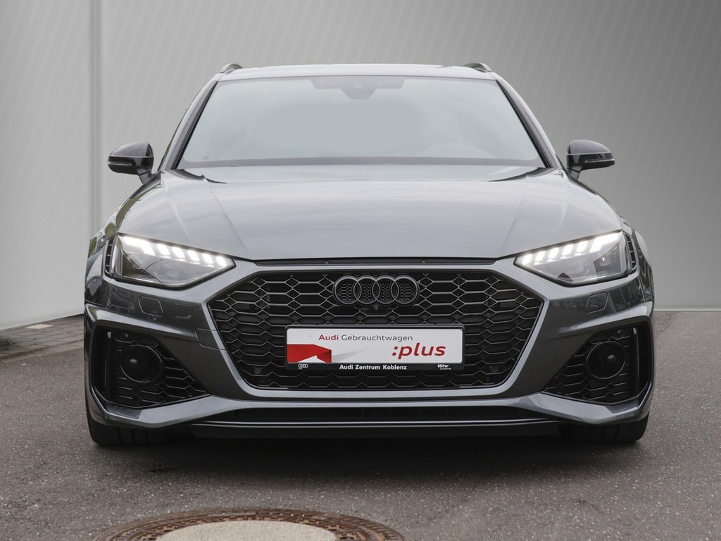 Image about Audi RS 4 Avant TFSI quattro tiptronic