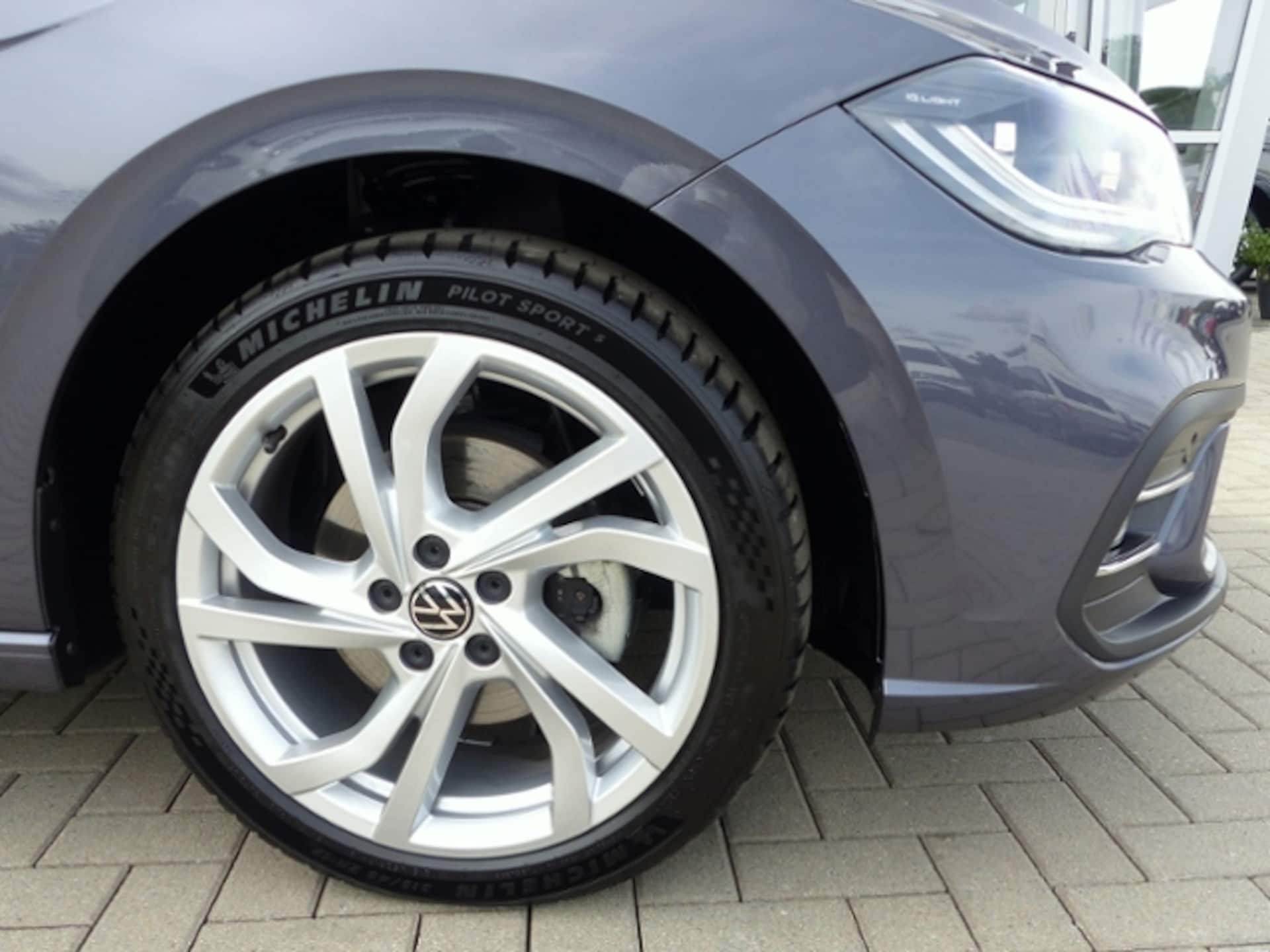 Volkswagen Polo Style