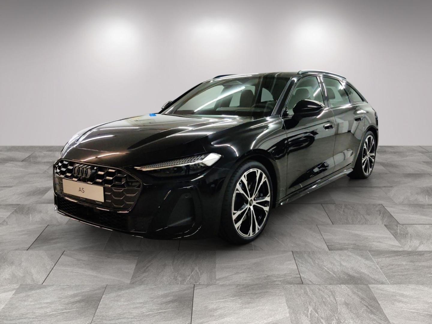 Bild über Audi A5 Avant TDI quattro 150 kW S tronic - für weitere Informationen kontaktieren Sie den Audi Partner