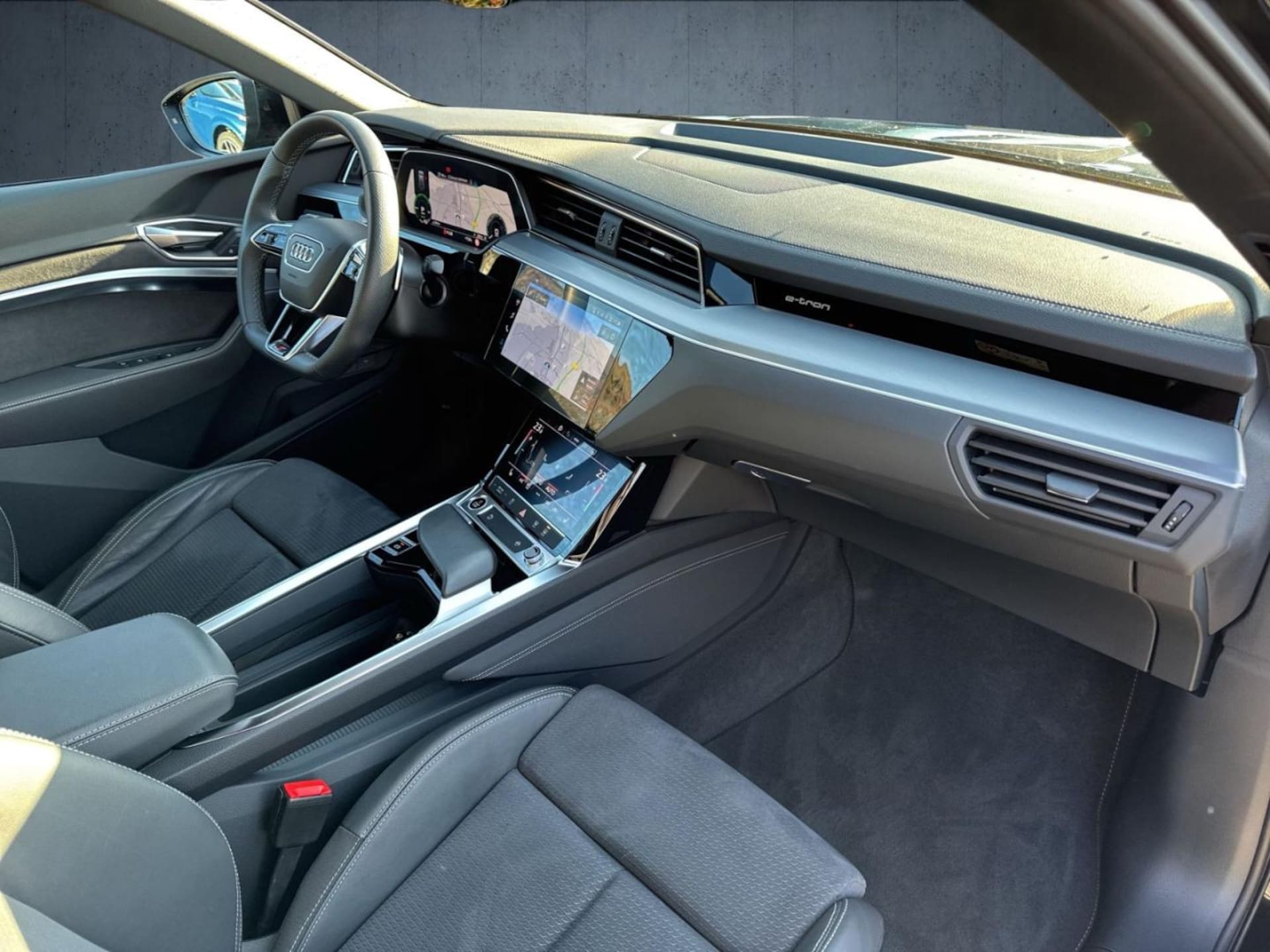 Audi Q8 Sportback e-tron Advanced
