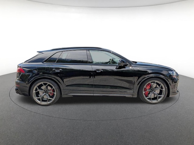 2026 Audi RS Q8 SUV performance