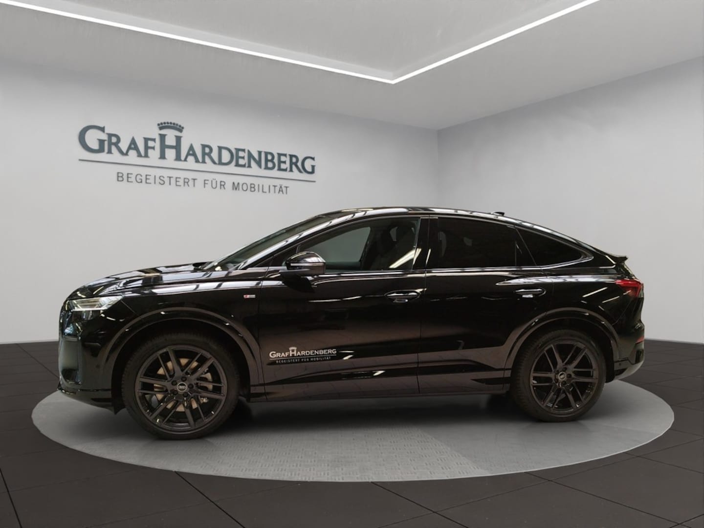 Bild über Audi Q4 Sportback e-tron e-tron quattro 220 kW - für weitere Informationen kontaktieren Sie den Audi Partner