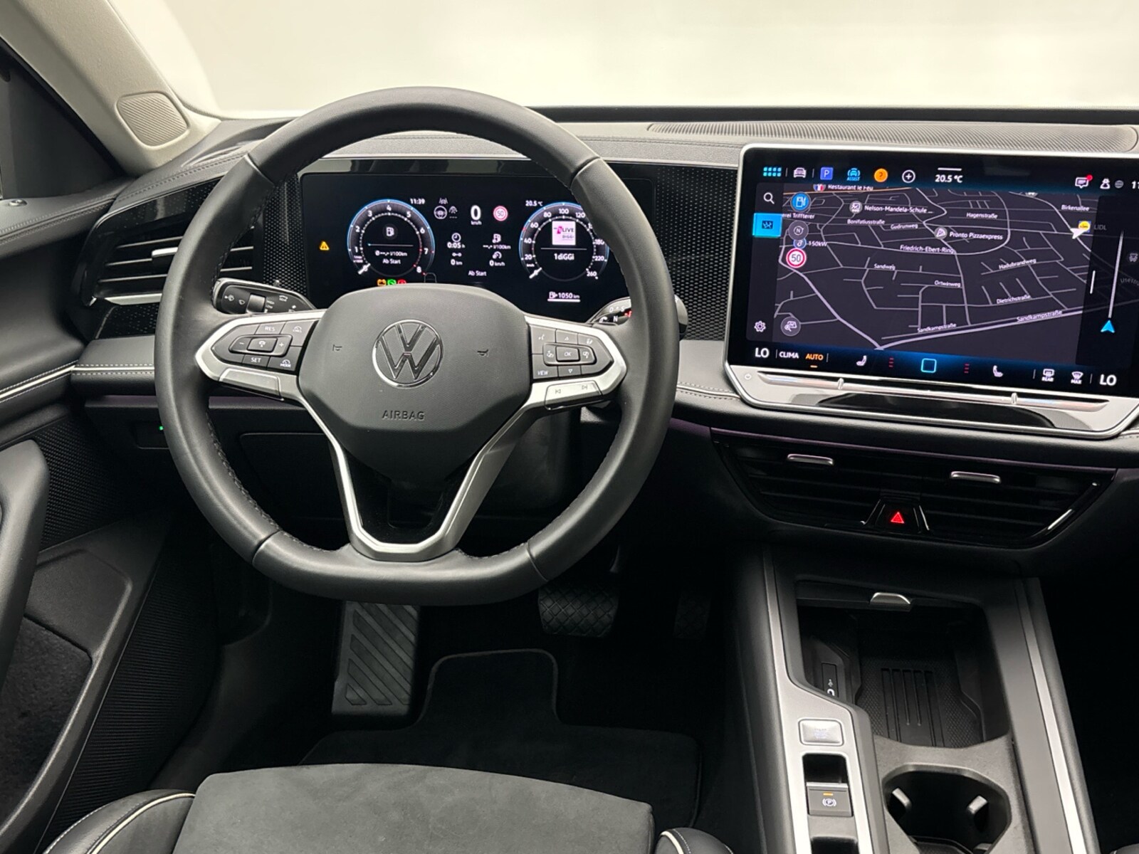 Volkswagen Passat – Bild 8
