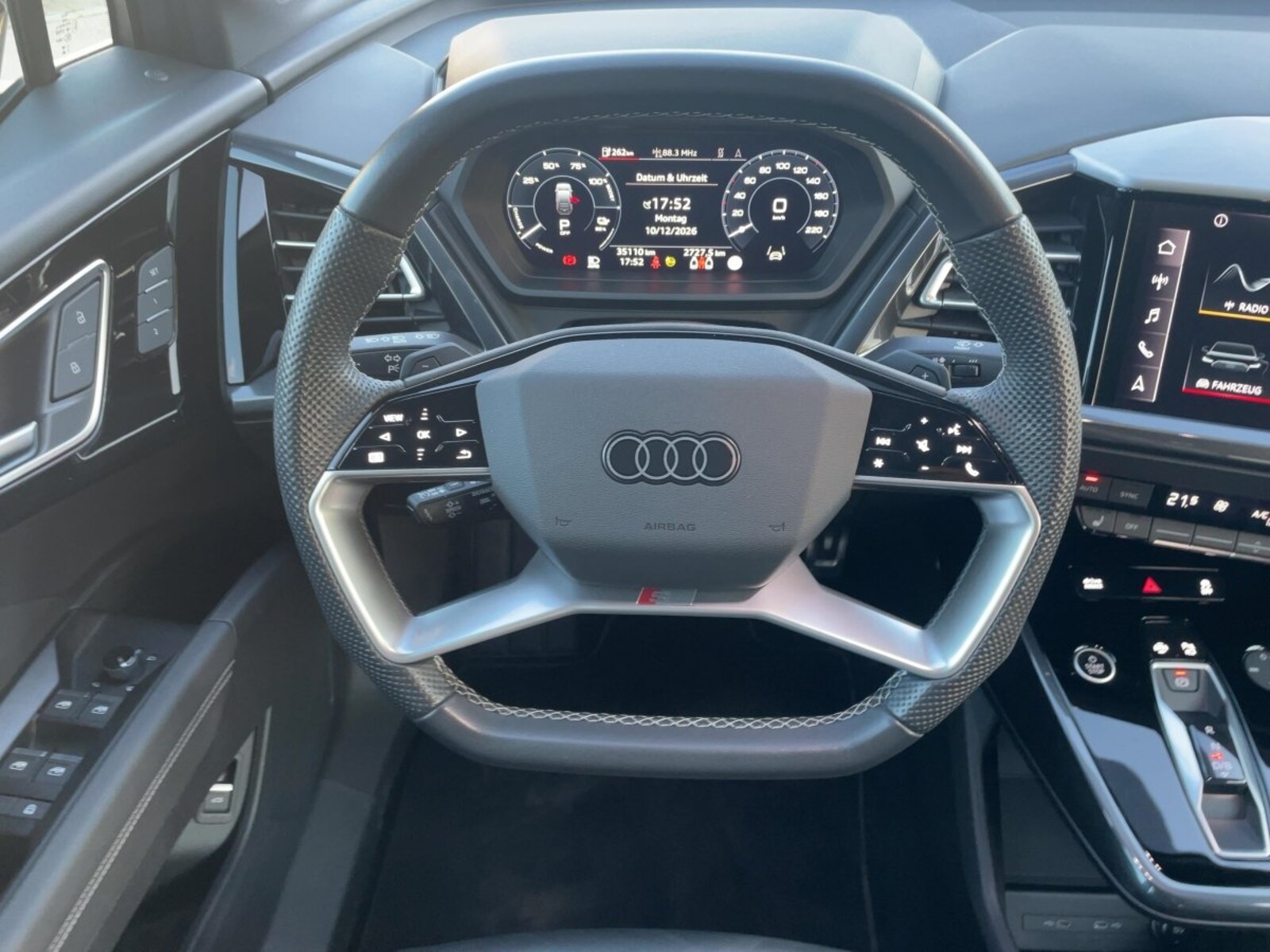 Audi Q4 Sportback e-tron – Bild 12