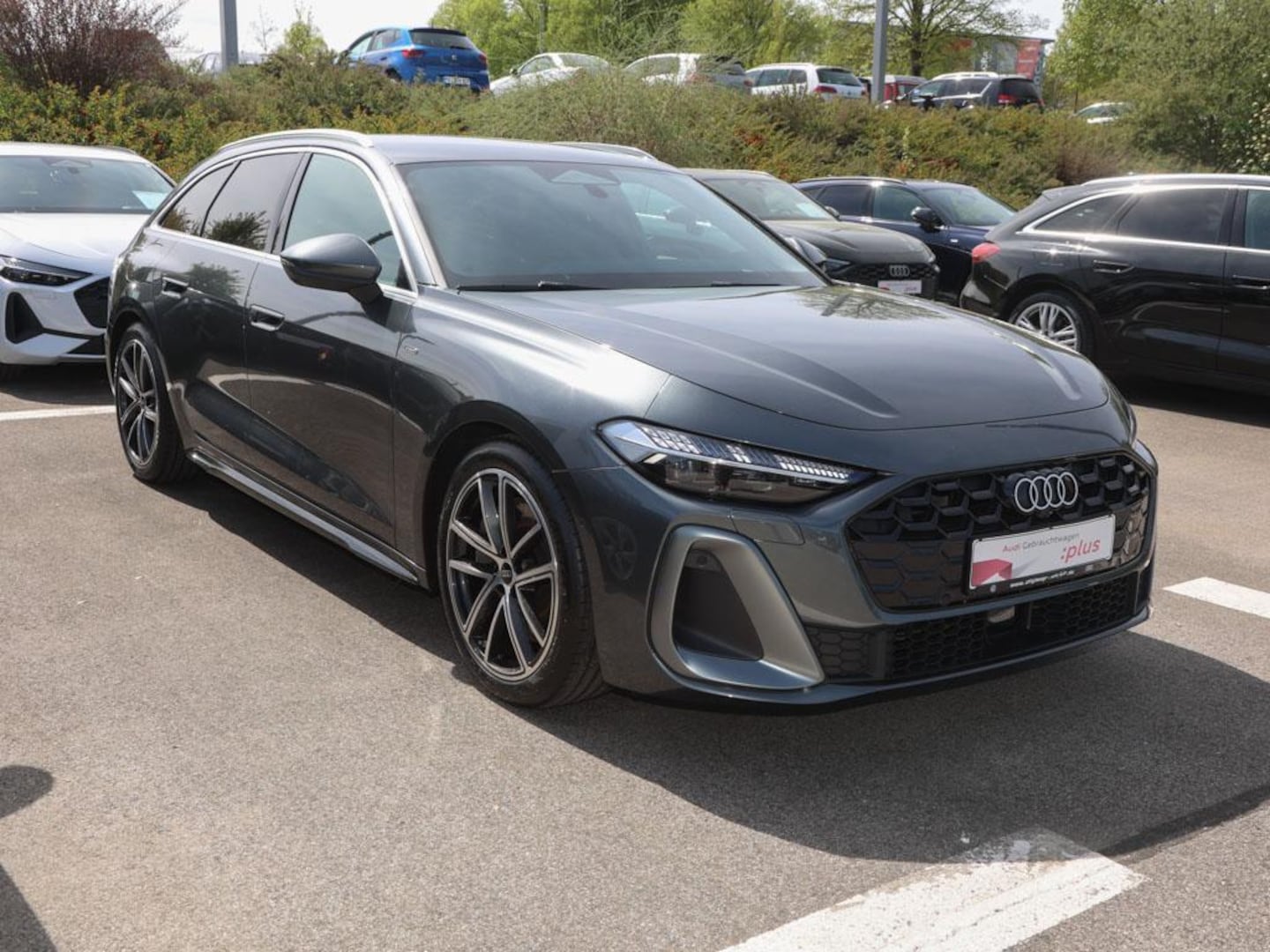 Bild über Audi A5 Avant e-hybrid e-hybrid quattro 220 kW S tronic - für weitere Informationen kontaktieren Sie den Audi Partner