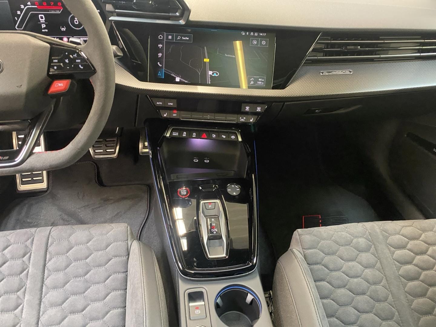 Image about Audi RS 3 Limousine TFSI quattro S tronic