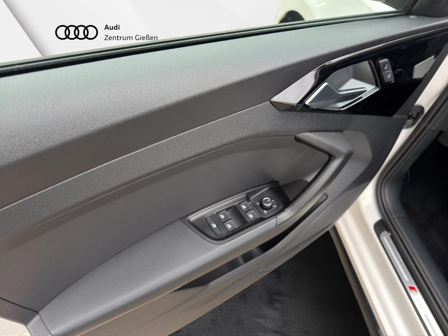 Bild über Audi A1 Sportback advanced 25 TFSI S tronic - für weitere Informationen kontaktieren Sie den Audi Partner