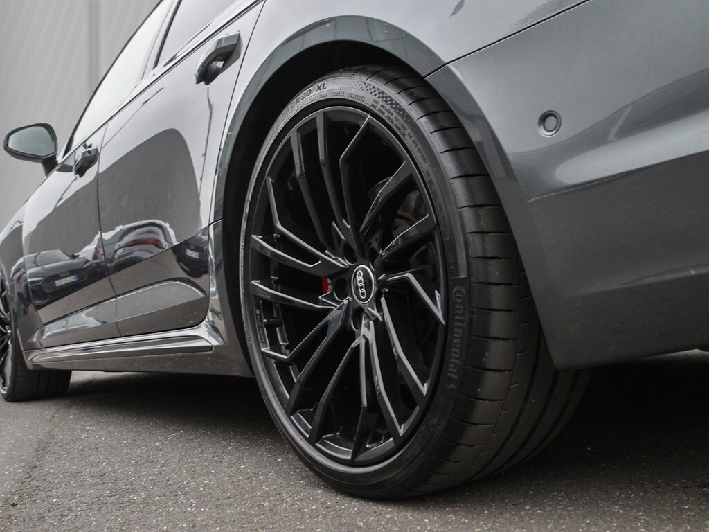 Image about Audi RS 4 Avant TFSI quattro tiptronic