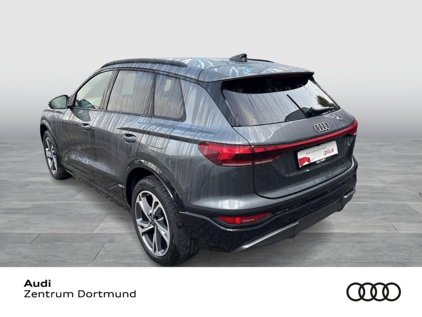 Bild über Audi Q6 SUV e-tron S line business e-tron performance 225 kW - für weitere Informationen kontaktieren Sie den Audi Partner