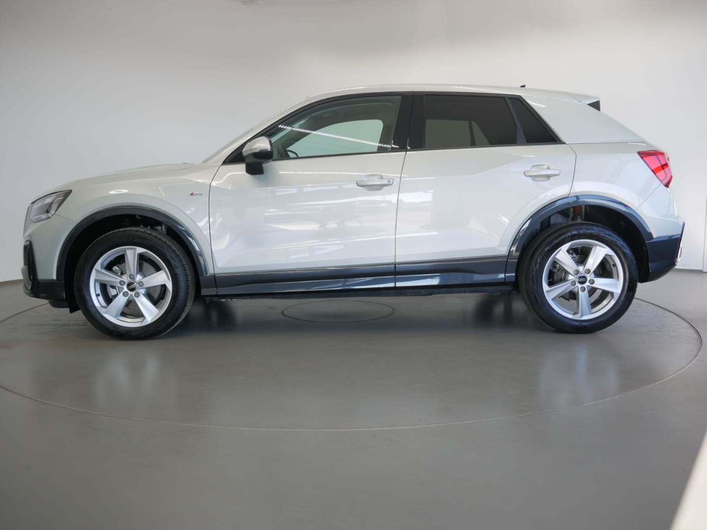 Bild über Audi Q2 S line 35 TFSI Schaltgetriebe - für weitere Informationen kontaktieren Sie den Audi Partner