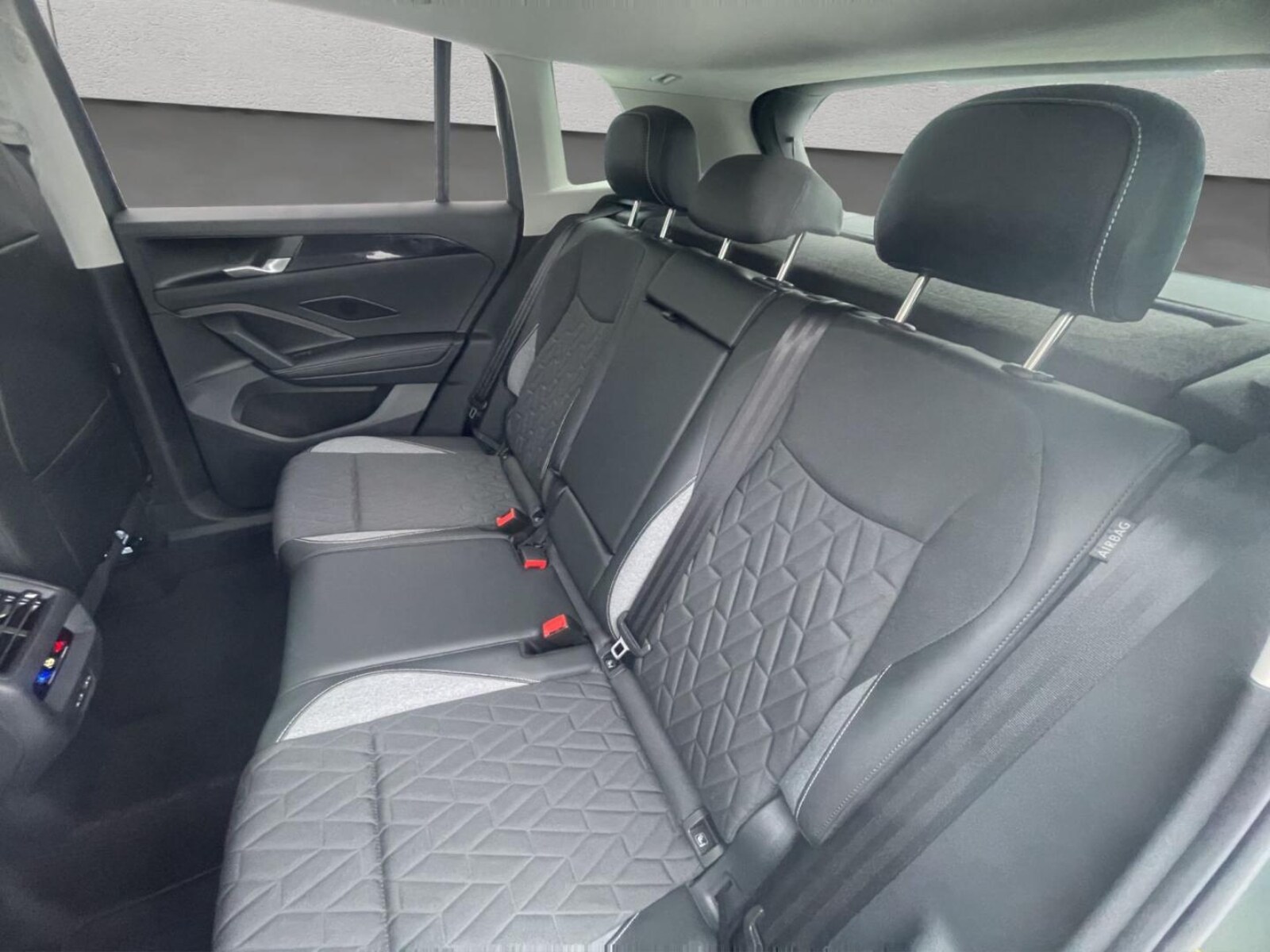 Volkswagen Tiguan – Bild 18