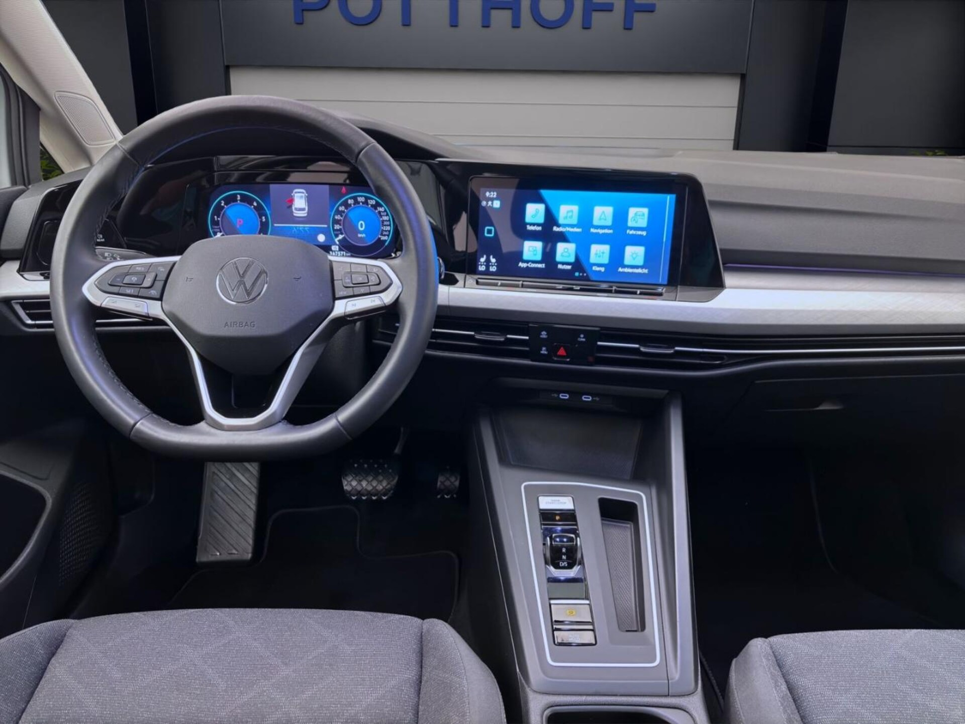 Volkswagen Golf Variant Life