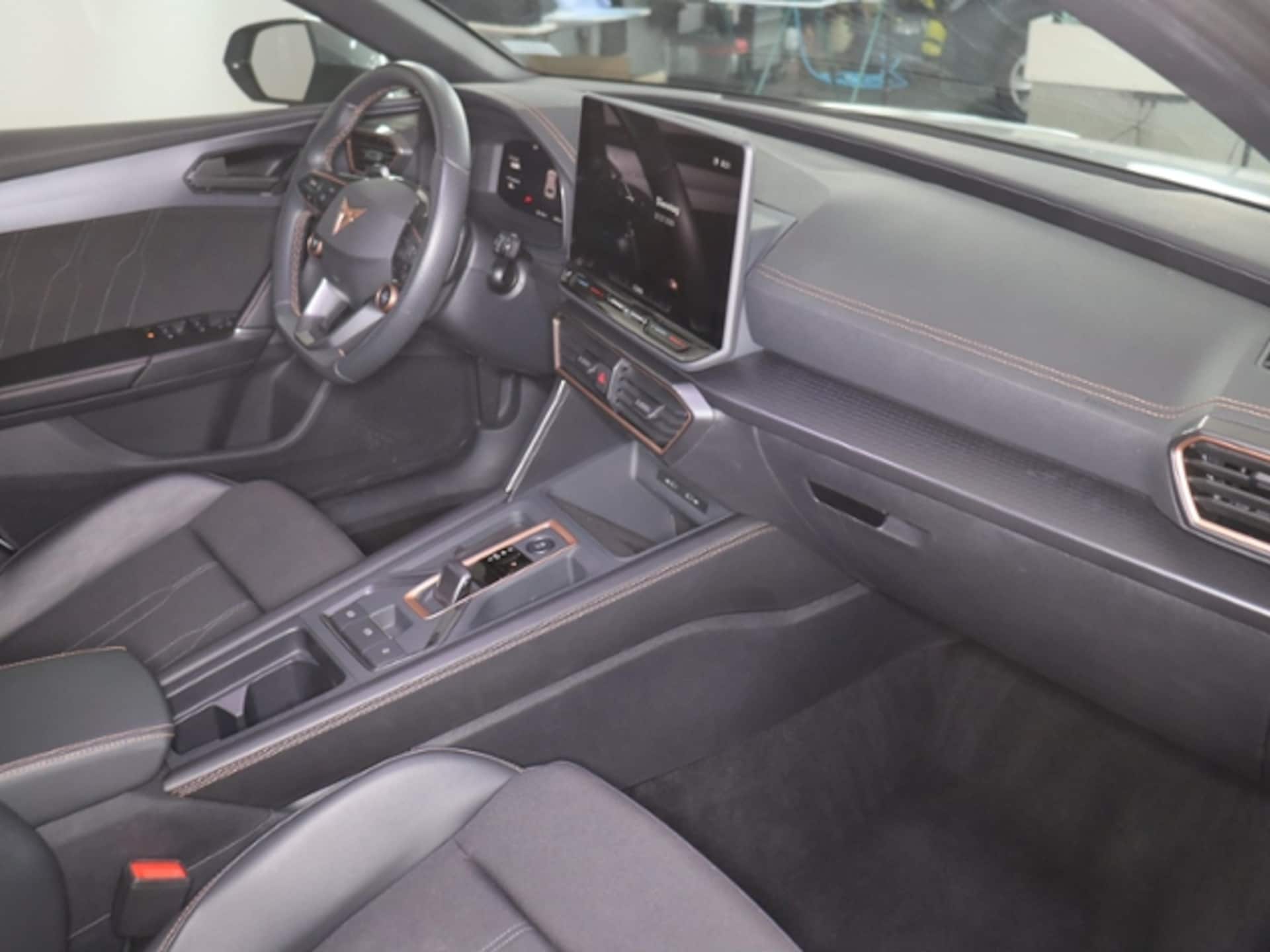 CUPRA Leon