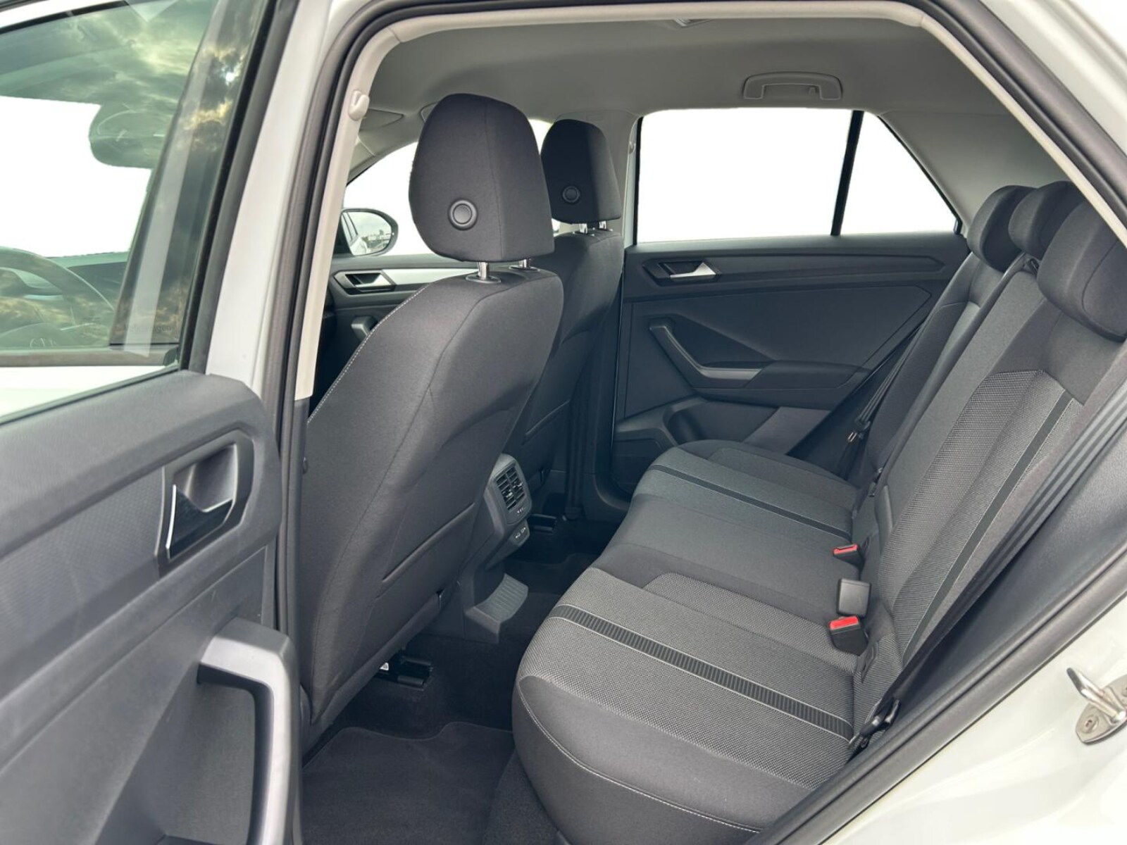 Volkswagen T-Roc – Bild 11