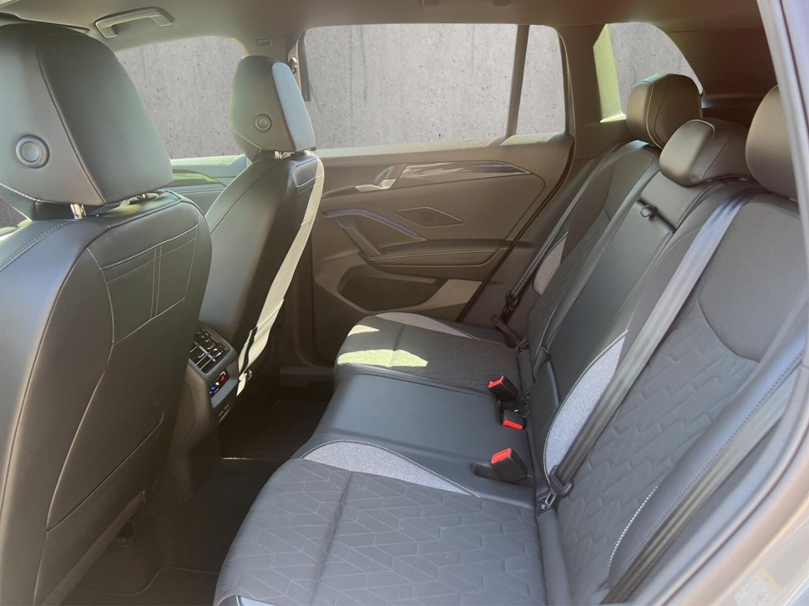 Volkswagen Tiguan – Bild 21