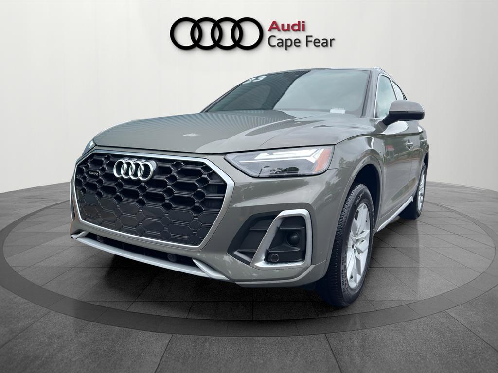 2023 Audi Q5 45 Premium's photo
