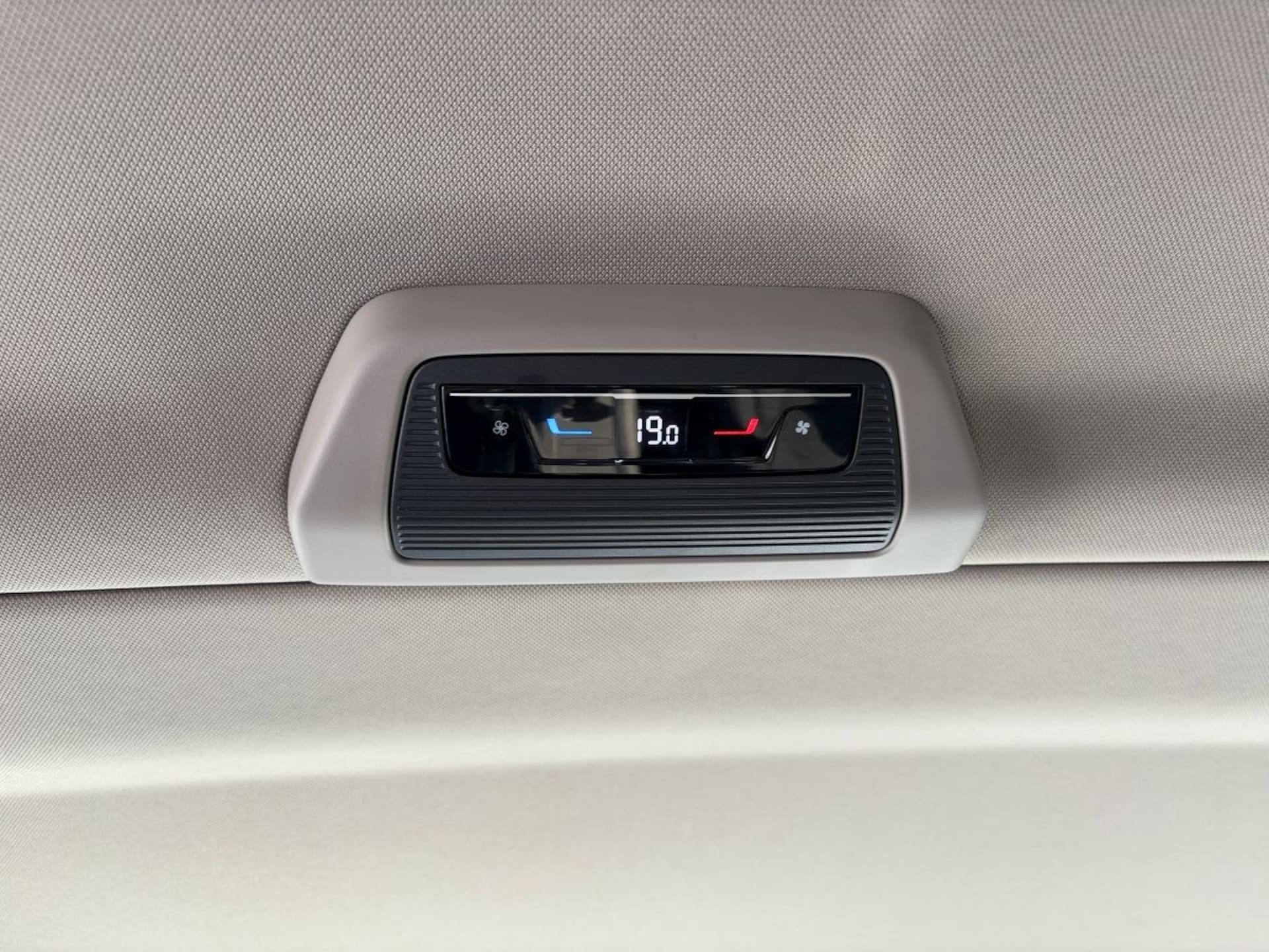 Volkswagen Multivan Life