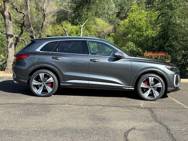 2026 Audi SQ5