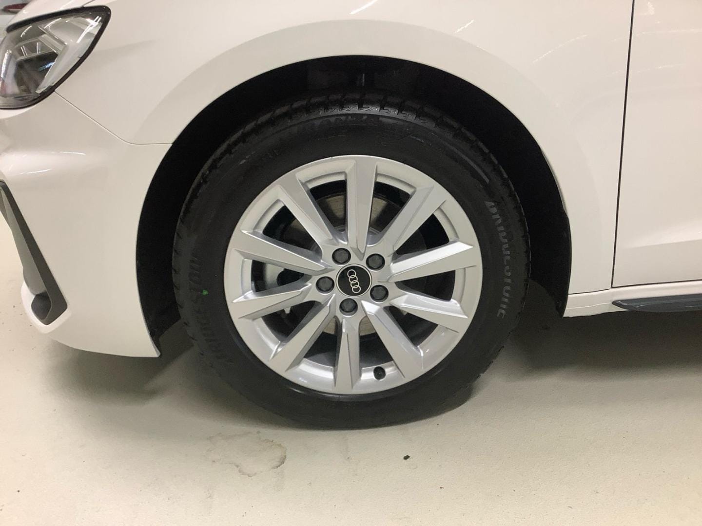Bild über Audi A1 Sportback S line 30 TFSI S tronic - für weitere Informationen kontaktieren Sie den Audi Partner