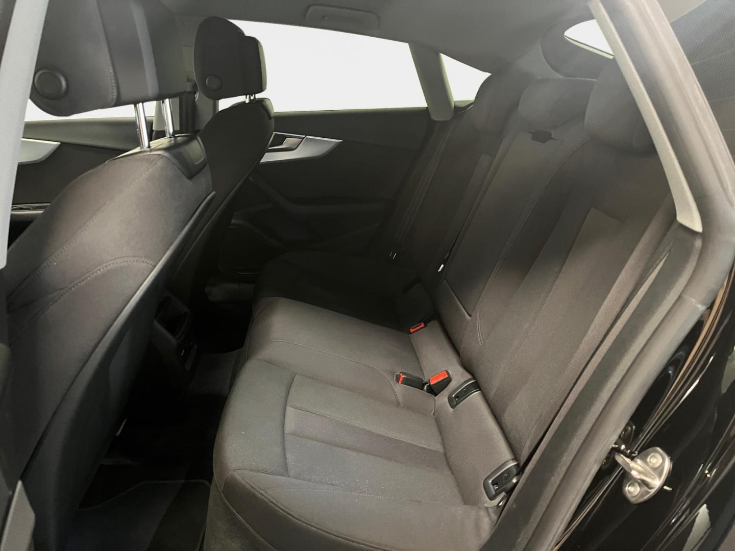 Bild som visar&nbsp;Audi A5 Sportback&nbsp;A5 Sportback 45 TFSI quattro Proline advanced 265 hk S tronic - för mer information kontakta din Audi Partner