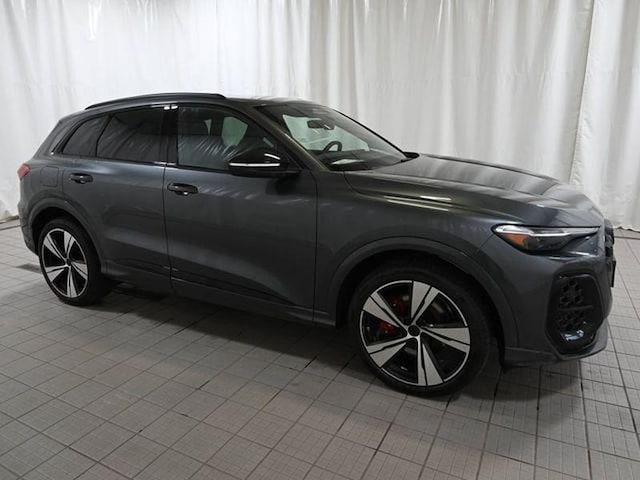 2026 Audi SQ5 Premium Plus - Photo 15