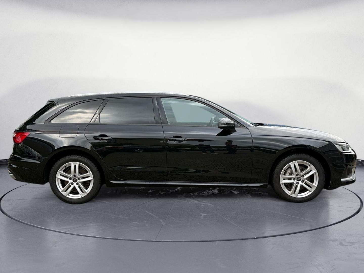 Image about Audi A4 Avant advanced 40 TFSI quattro S tronic