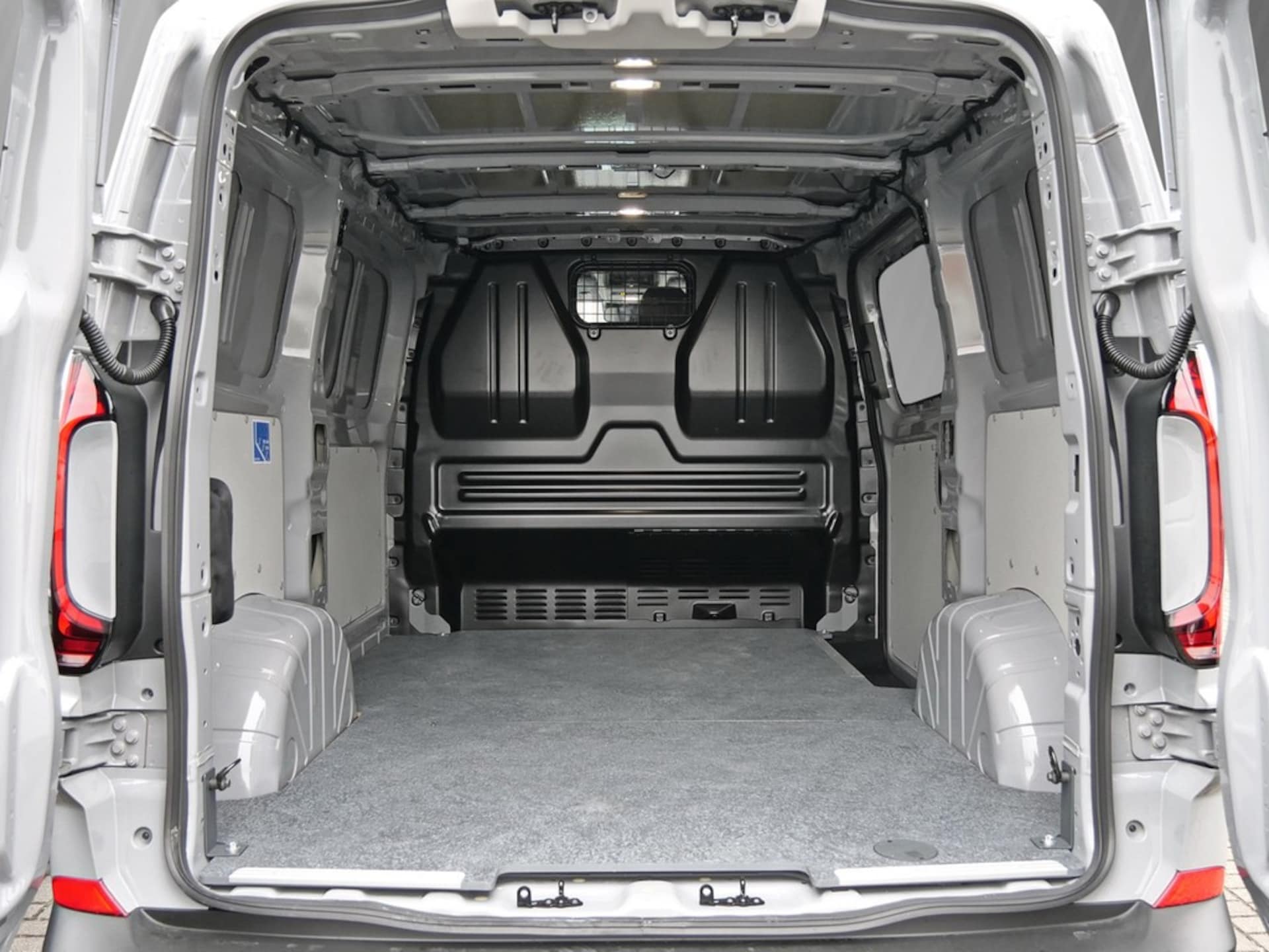 Volkswagen Transporter Kasten kurzer Radstand