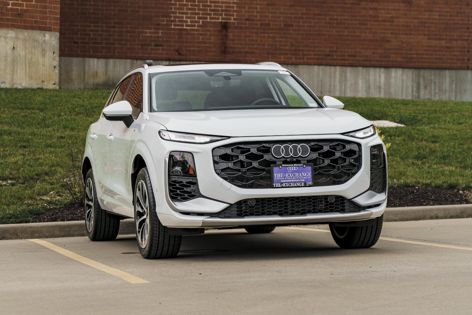 2026 Audi Q3 S line quattro's photo