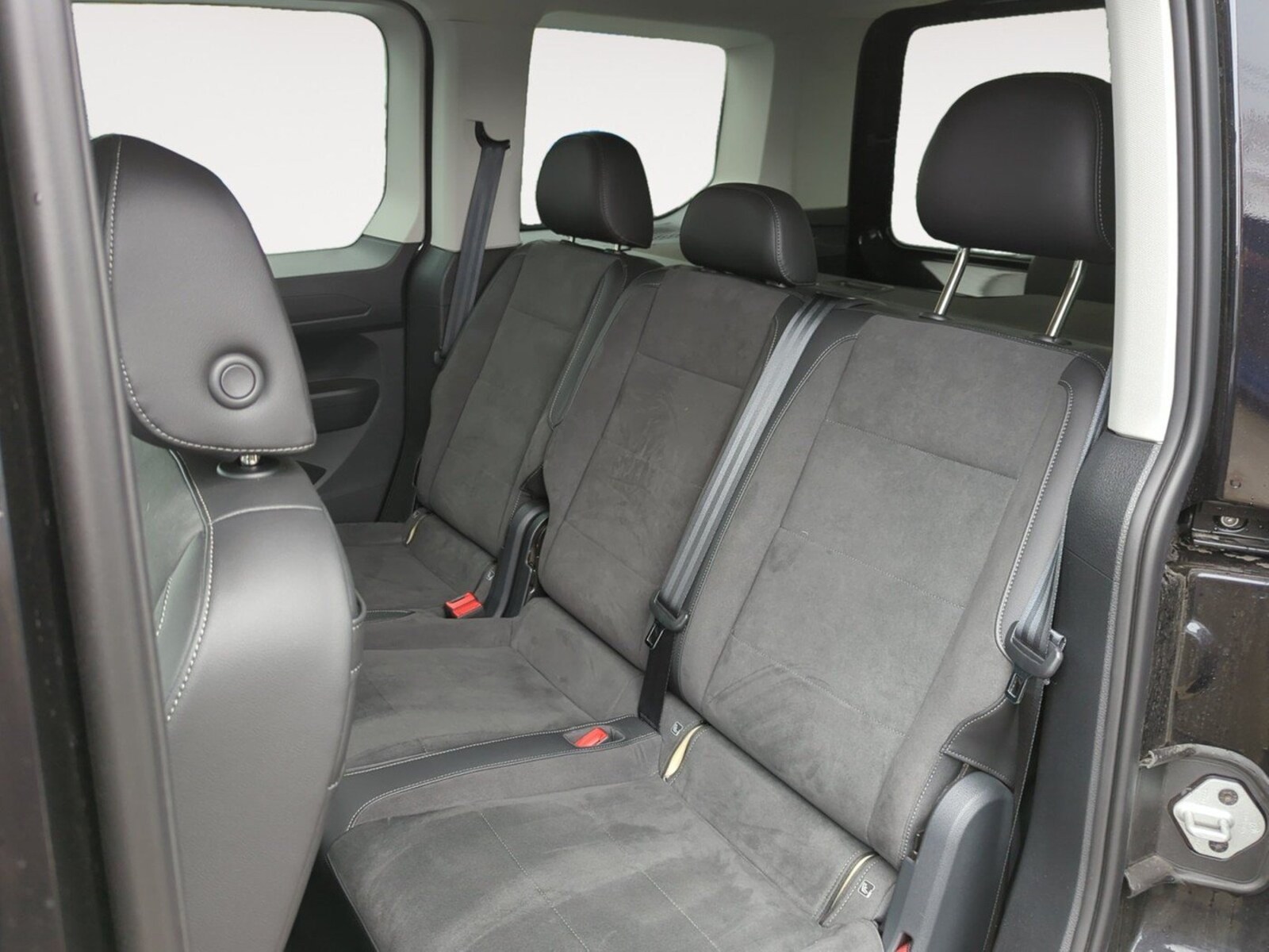 Volkswagen Caddy – Bild 8