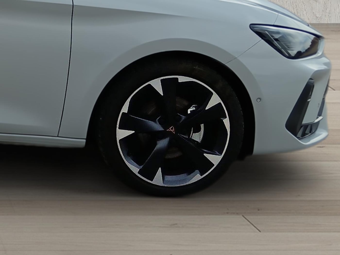 CUPRA Leon Sportstourer 1.5 eTSI DSG 110 kW (150 CV) — photo 8