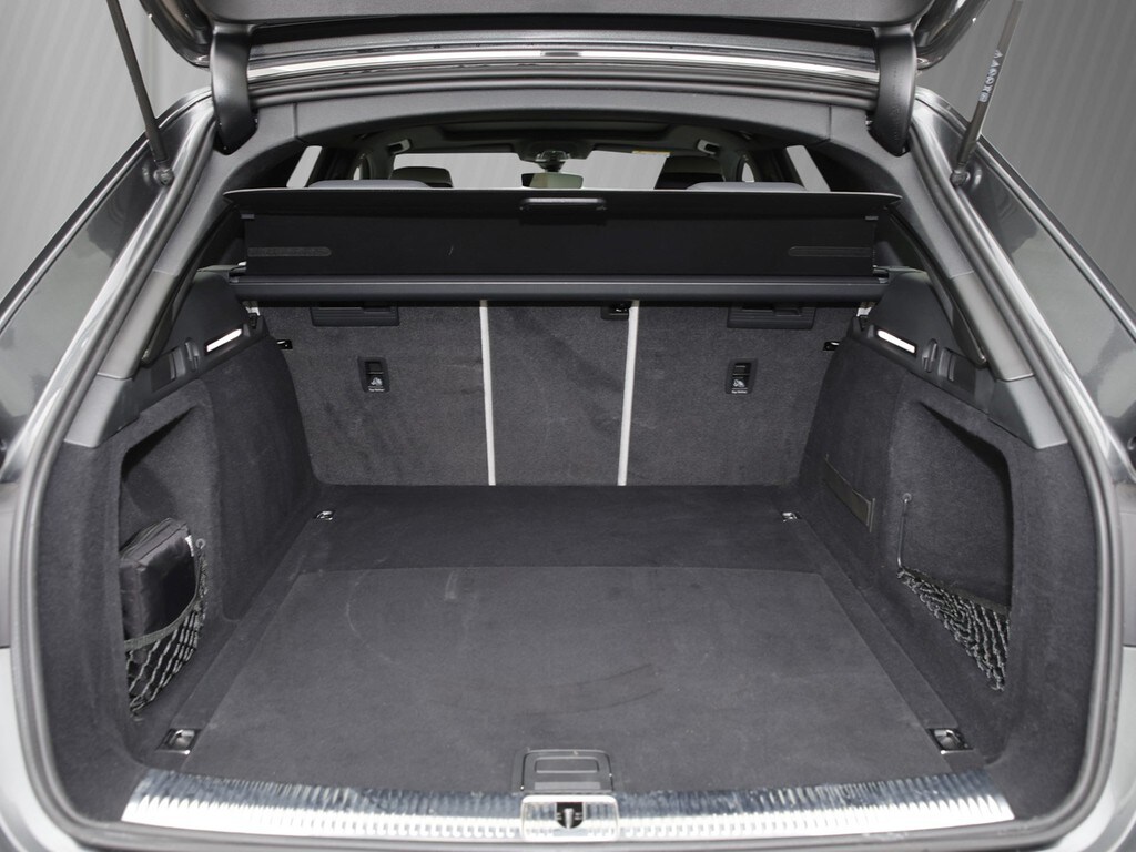 Image about Audi RS 4 Avant TFSI quattro tiptronic