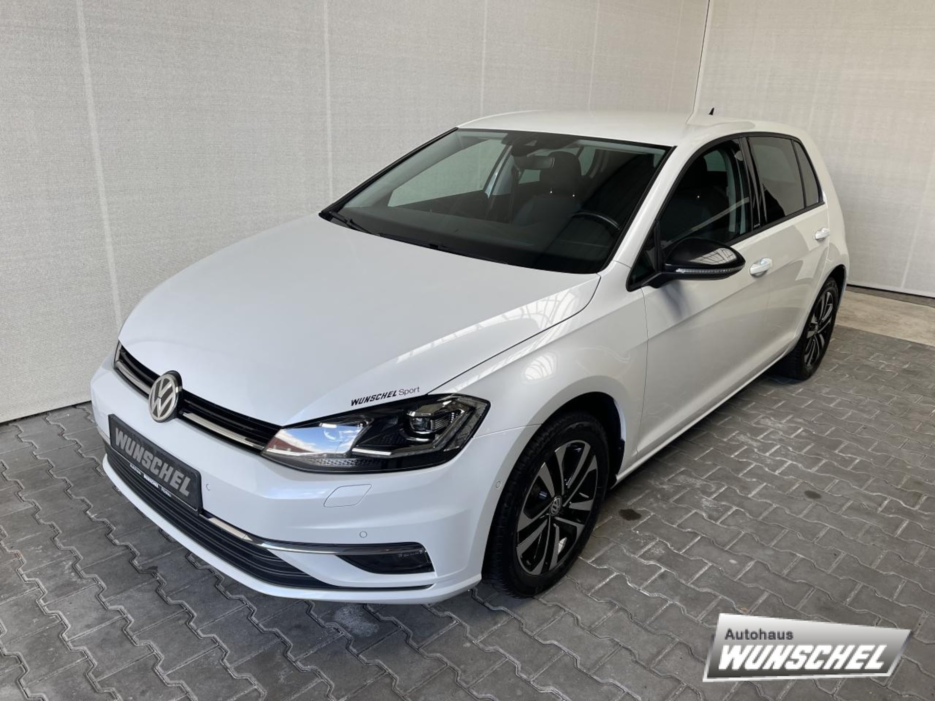 Volkswagen Golf IQ.DRIVE