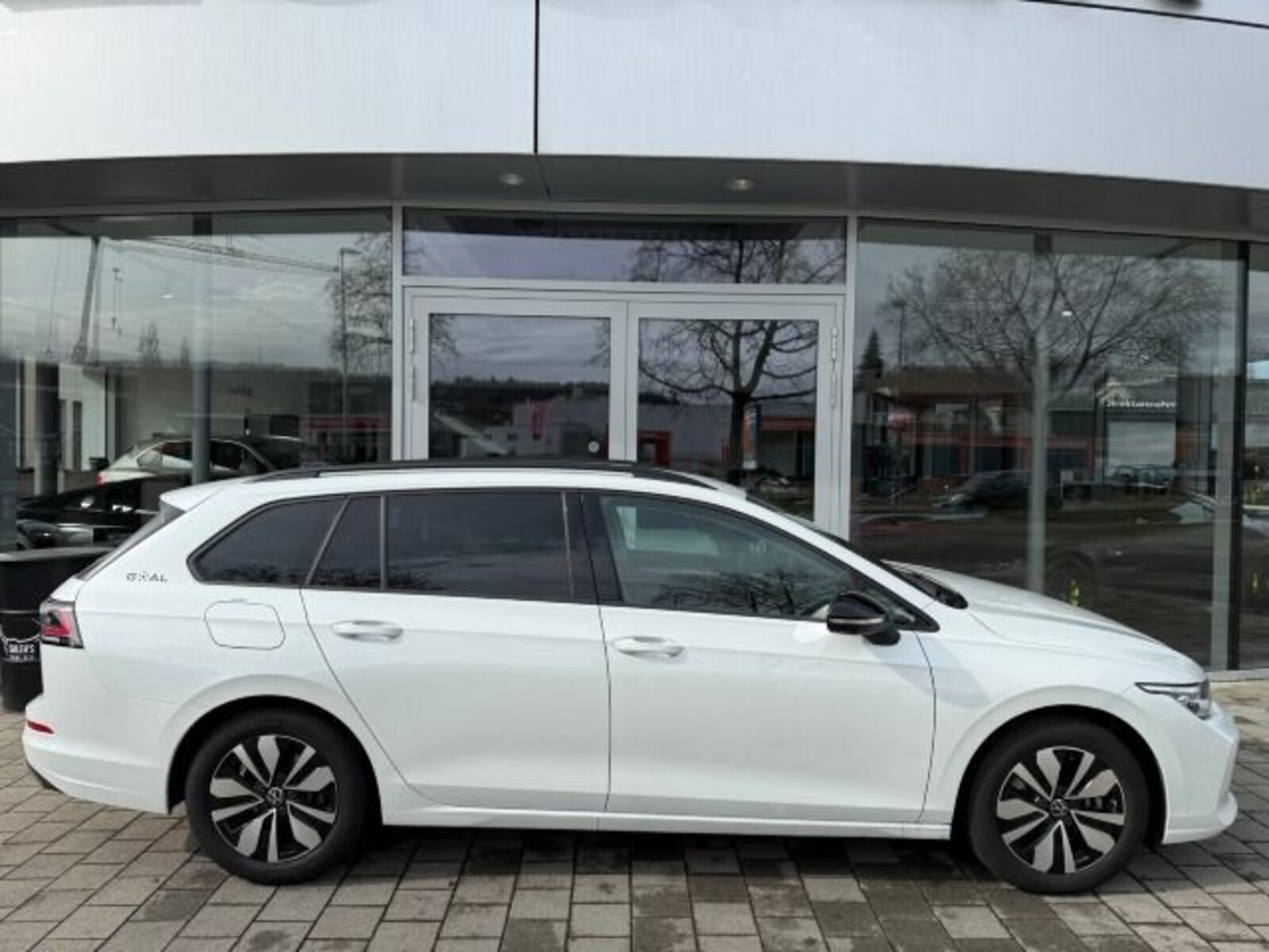Volkswagen Golf Variant – Bild 3