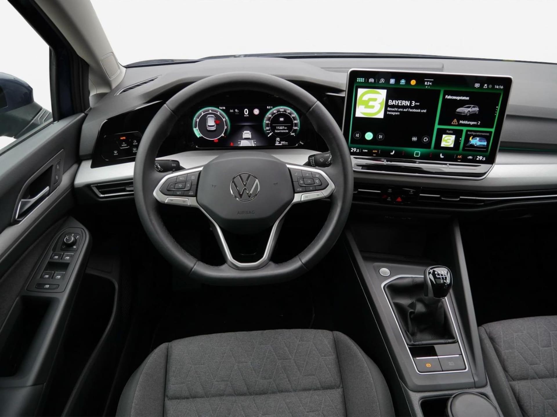 Volkswagen Golf Life