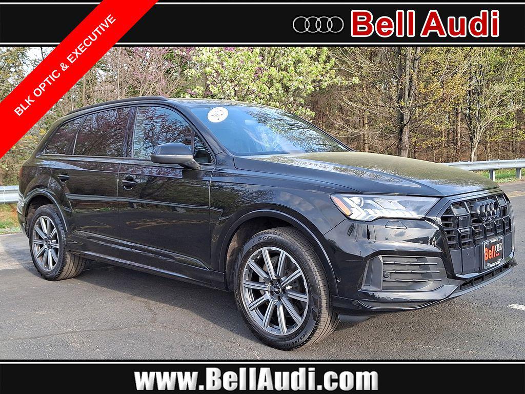 2023 Audi Q7 45 Premium Plus quattro Tiptronic's photo