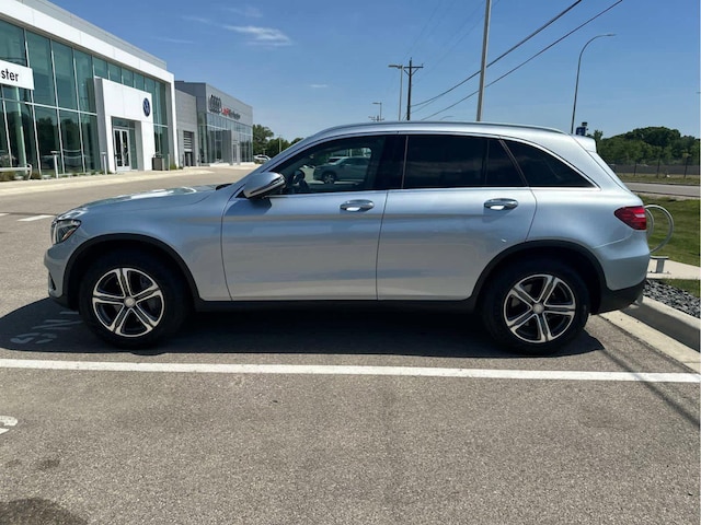 2017 Mercedes-Benz GLC 300