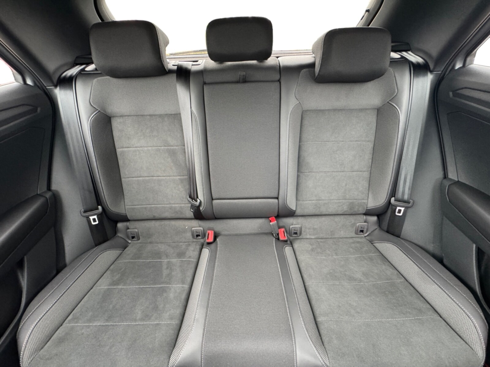 Volkswagen T-Roc – Bild 13